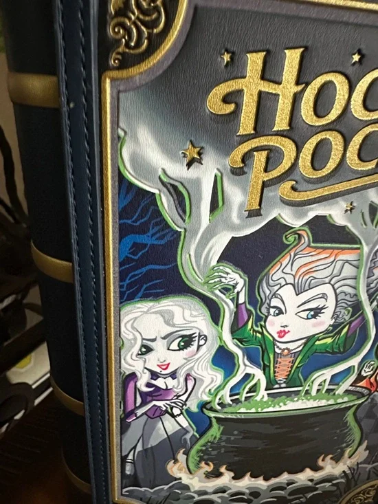 Hocus Pocus Decorative Book Clutch /crossbody Cauldron Art Loungefly NWT Disney - Picture 2 of 8